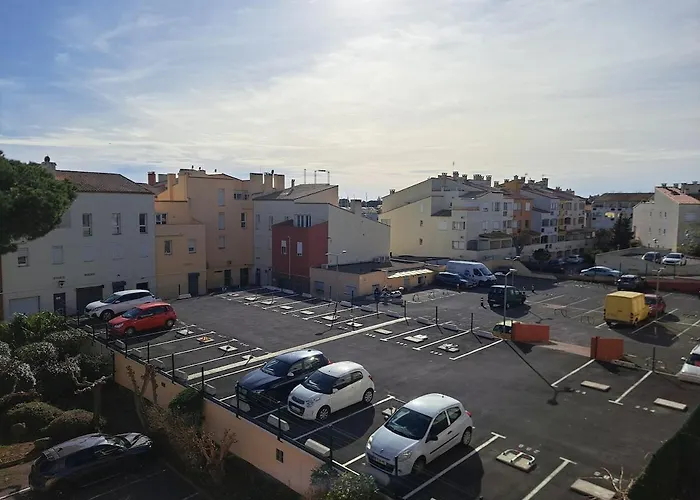 Port Brescou Iii, T2 Au Centre Port Avec Parking Et Clim * آجد